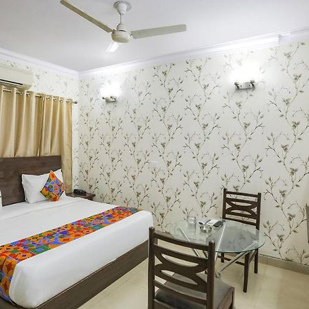 Fabexpress Jpm Harshdeep Hotel New Delhi Bagian luar foto
