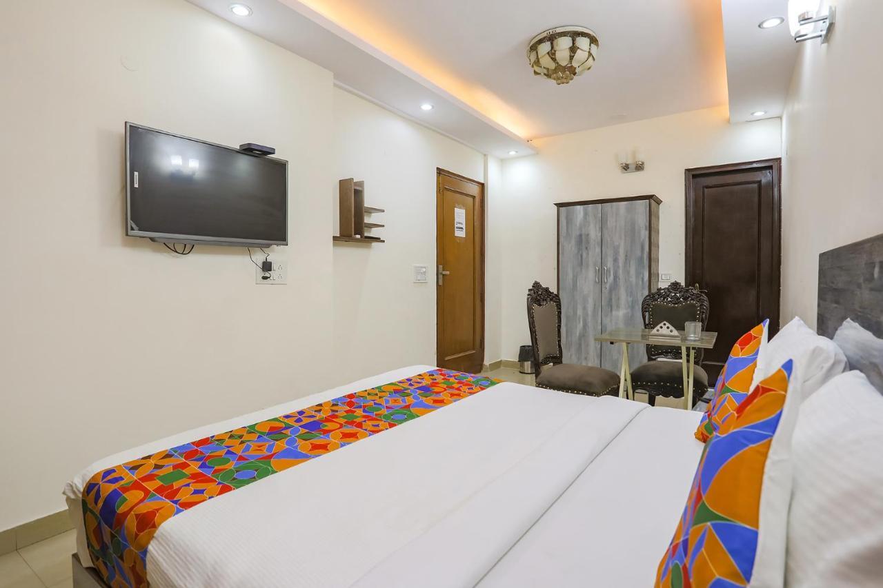 Fabexpress Jpm Harshdeep Hotel New Delhi Bagian luar foto