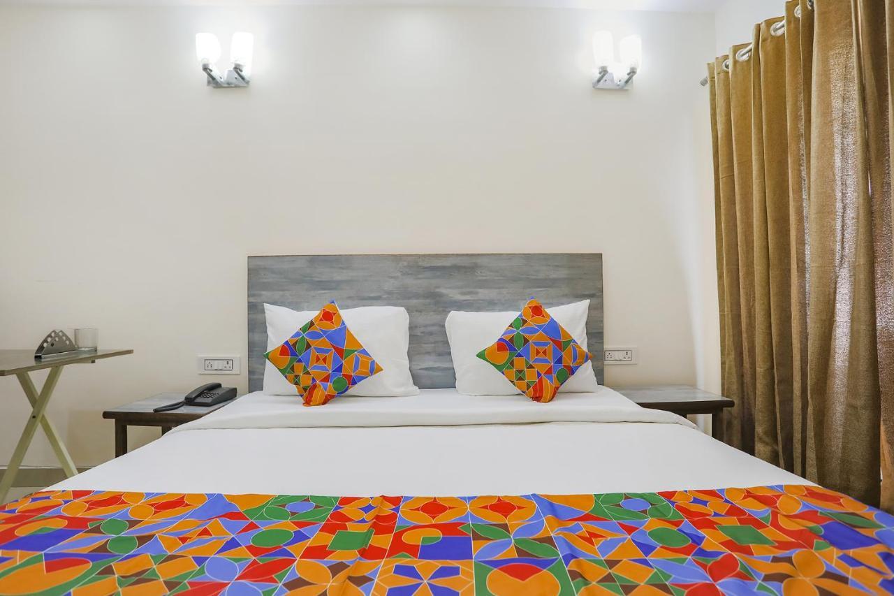 Fabexpress Jpm Harshdeep Hotel New Delhi Bagian luar foto