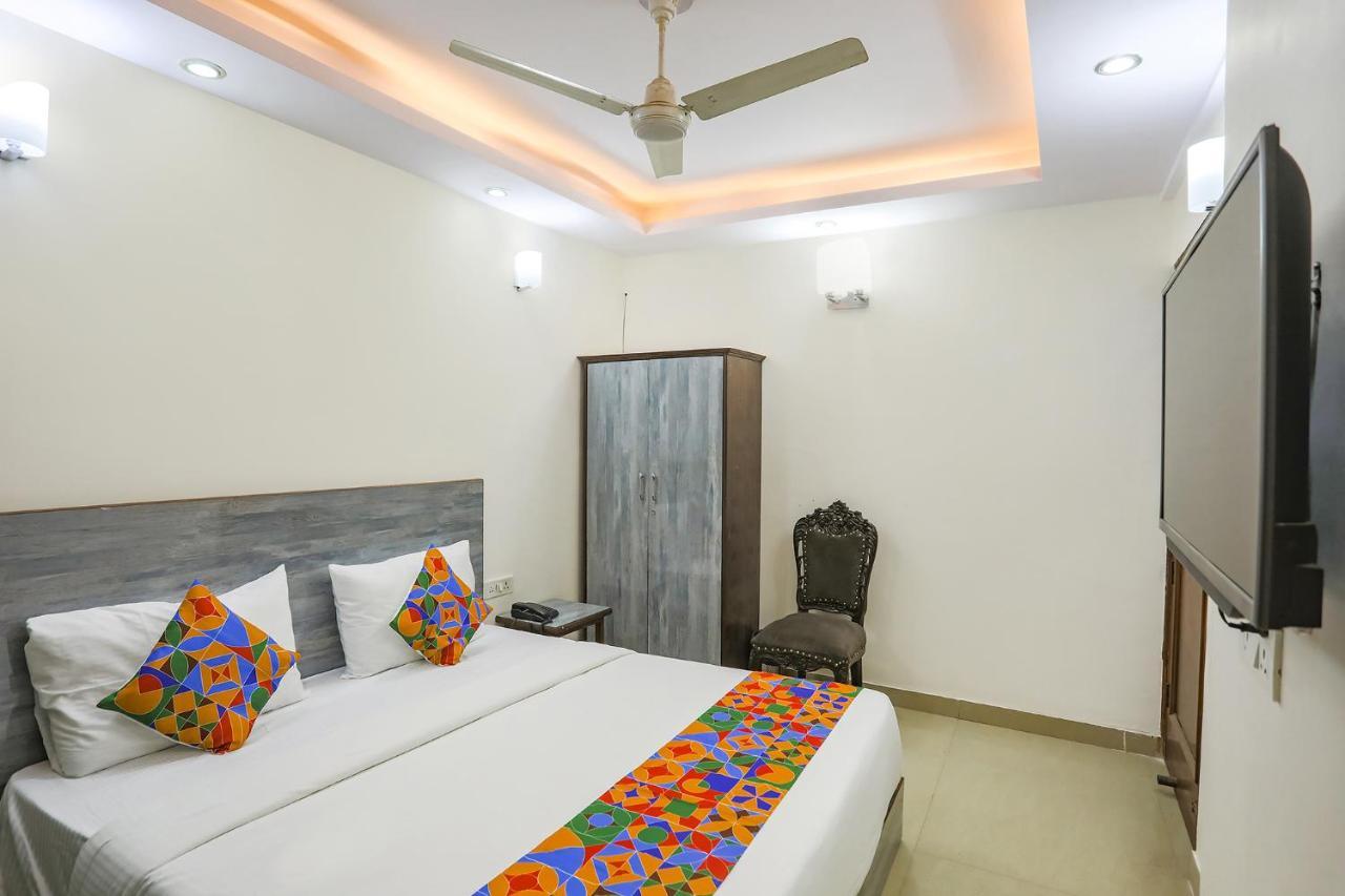 Fabexpress Jpm Harshdeep Hotel New Delhi Bagian luar foto