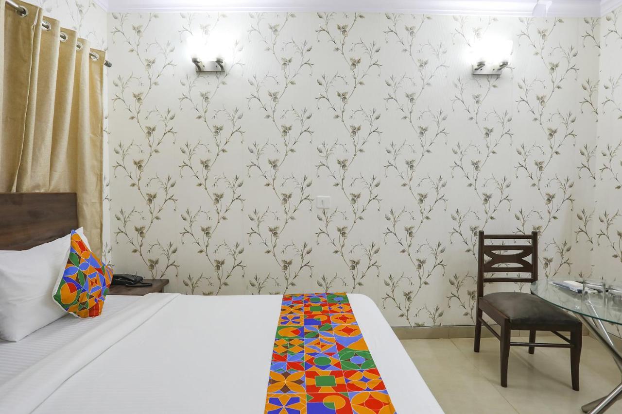 Fabexpress Jpm Harshdeep Hotel New Delhi Bagian luar foto